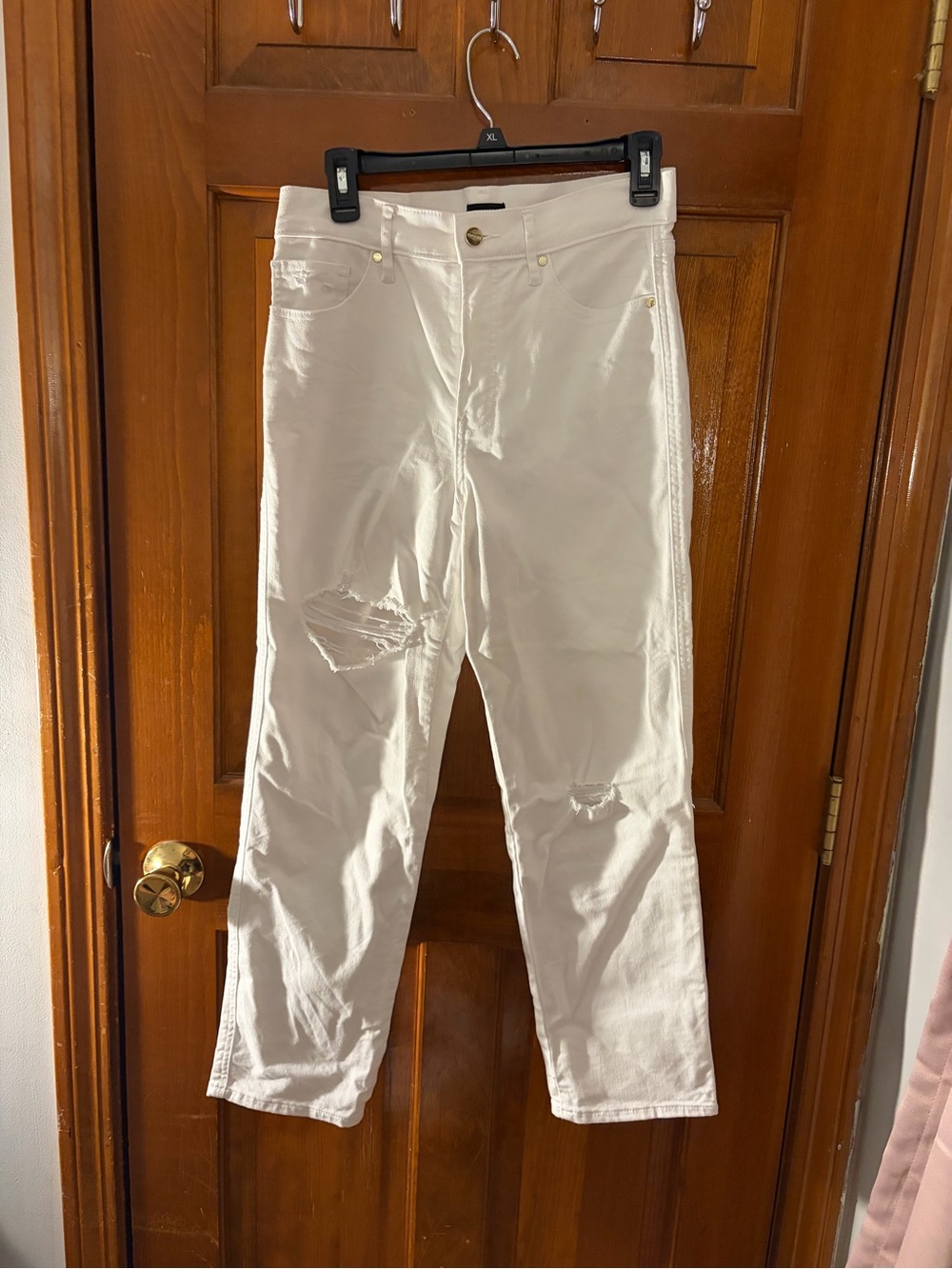 Express White Straight-Leg Distressed Jeans
